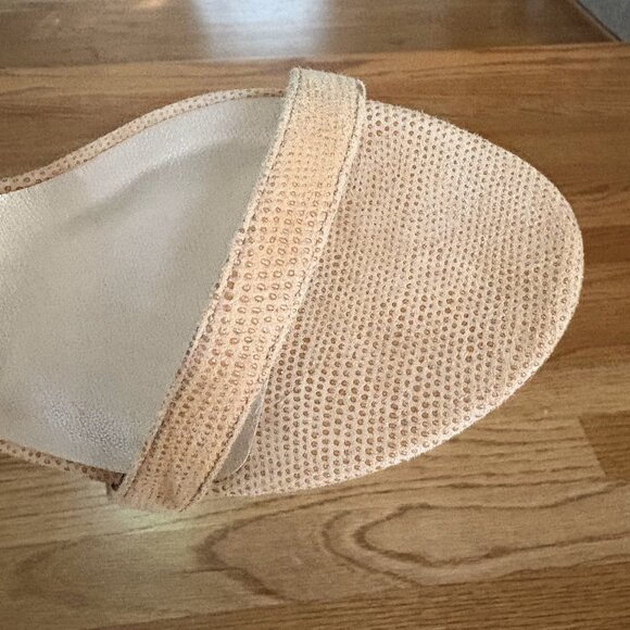 Stuart Weitzman Tan Pumps (10M) - Picture 4 of 8